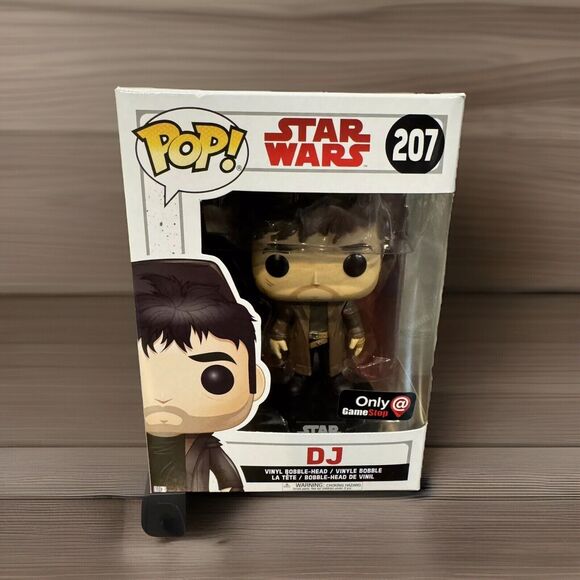 Funko POP Star Wars DJ #207 Vinyl Bobblehead Figure Gamestop Exclusive Disney - Picture 1 of 6